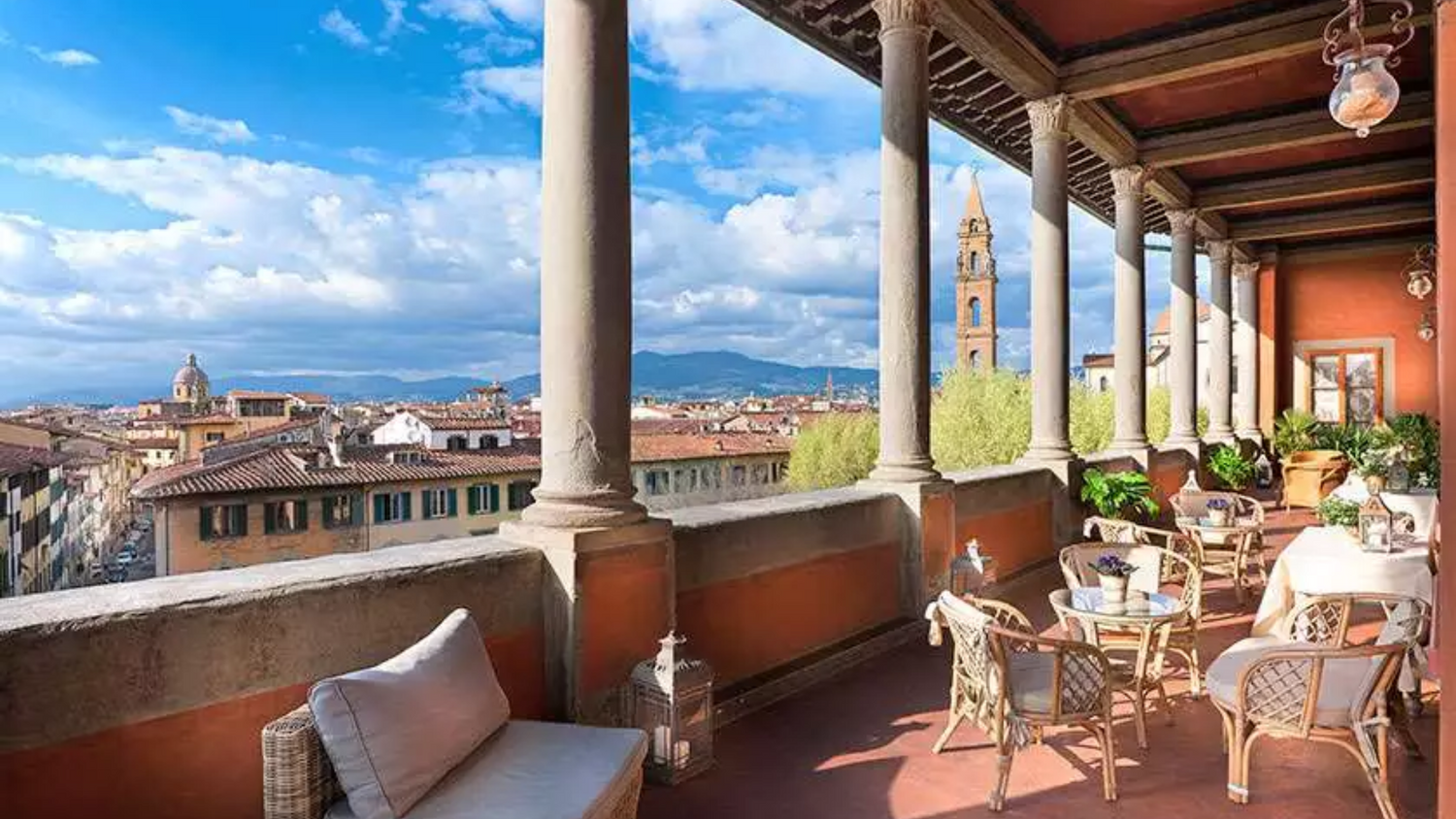 Design e Ospitalità: 5 cortili e verande da vivere a Firenze