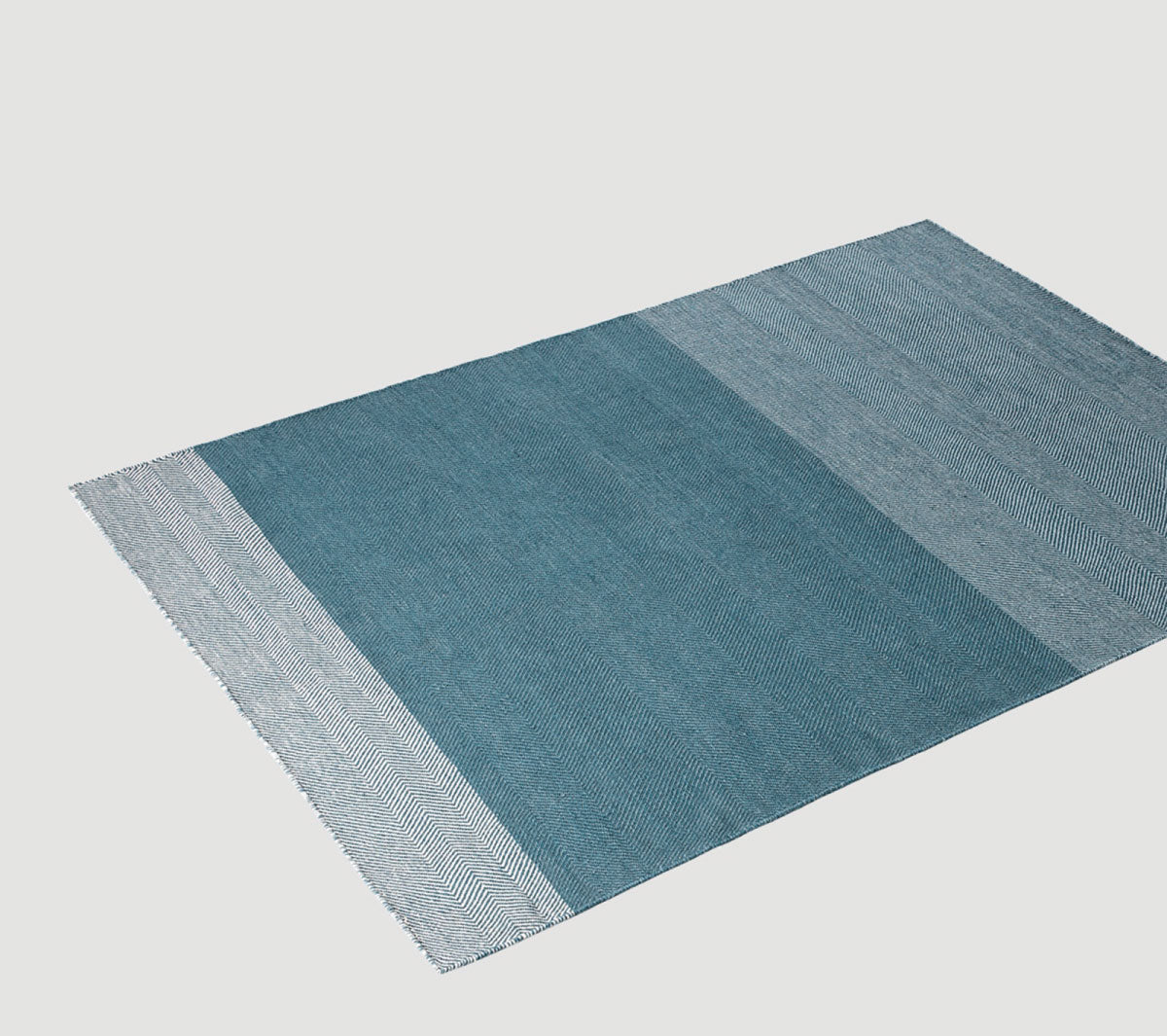 Muuto - Varjo Rug blue - Taninihome.com