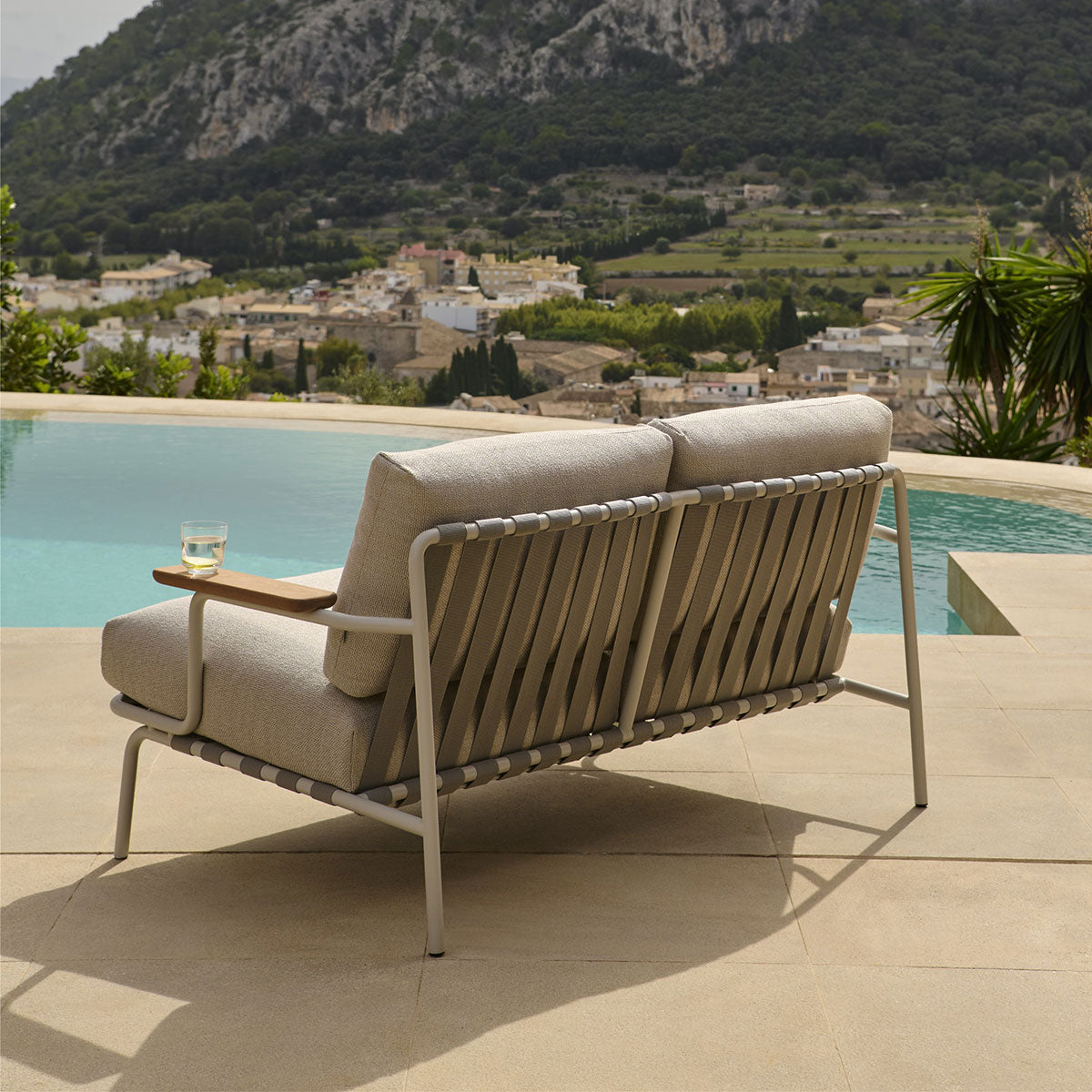 Muuto - Settle Outdoor Sofa 2 seater - Taninihome.com