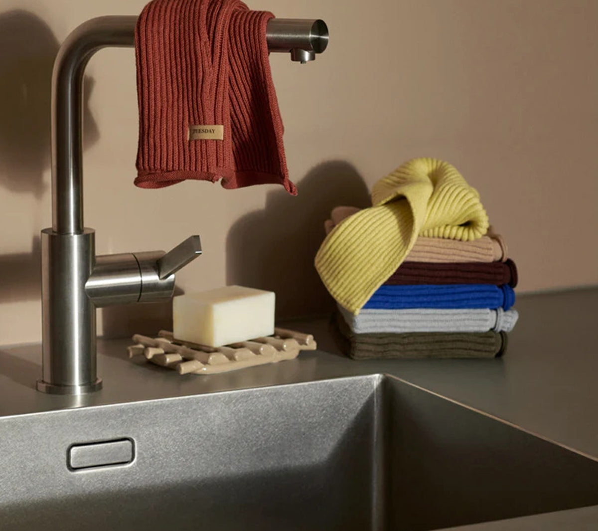 Ferm Living - Ceramic Soap Tray Cashmere - Taninihome.com