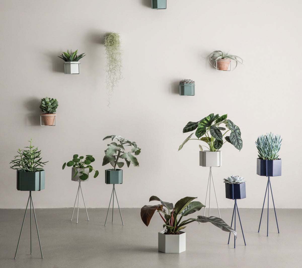 Ferm Living - Plant Stand Small - Taninihome.com