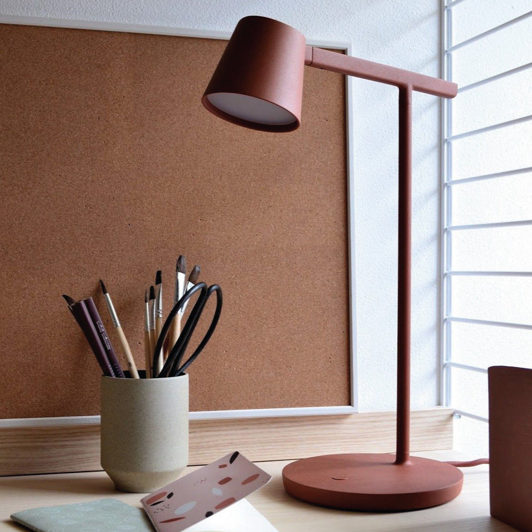 Muuto - Tip table lamp - Taninihome.com