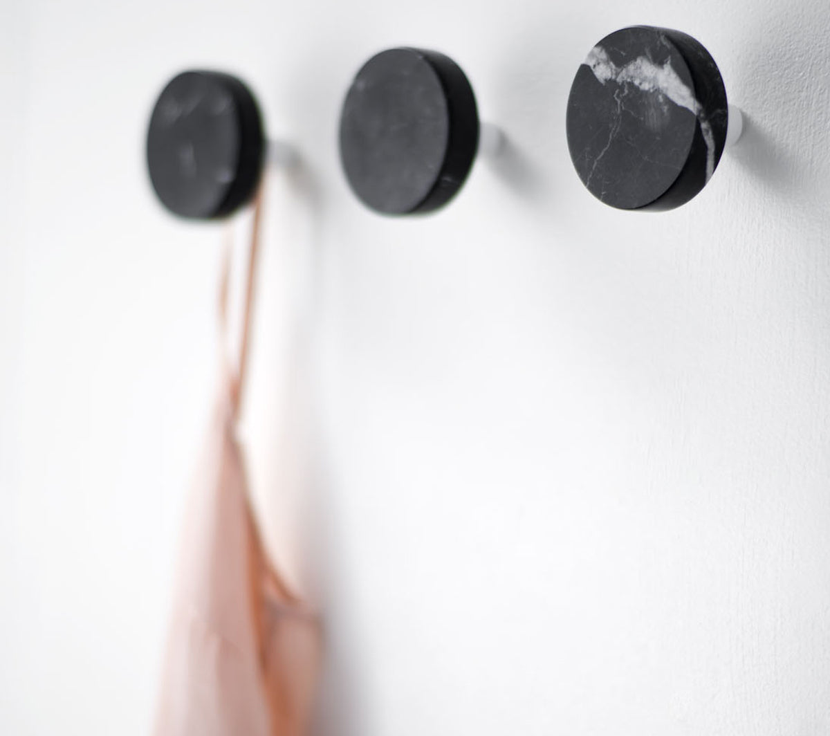 Ex.t - Dots Nero Marquinia - Taninihome.com