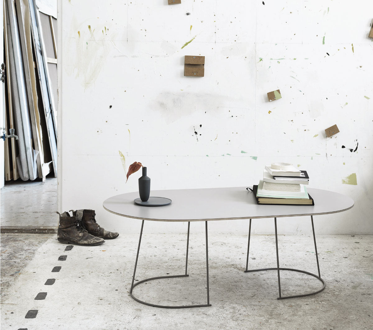 Muuto - Airy Coffee Table Large - Taninihome.com