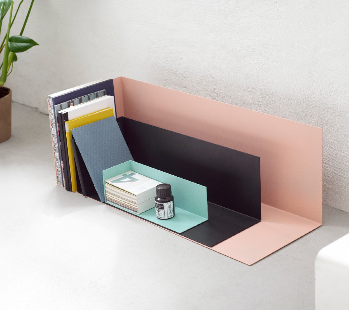 Audo - Corner Divider, S, Light Grey - Taninihome.com