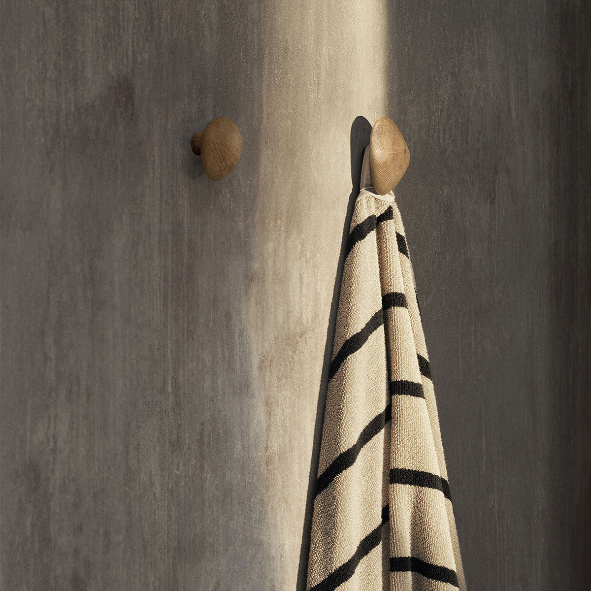 Ferm Living - Cairn Hooks - Set of 2 - Taninihome.com