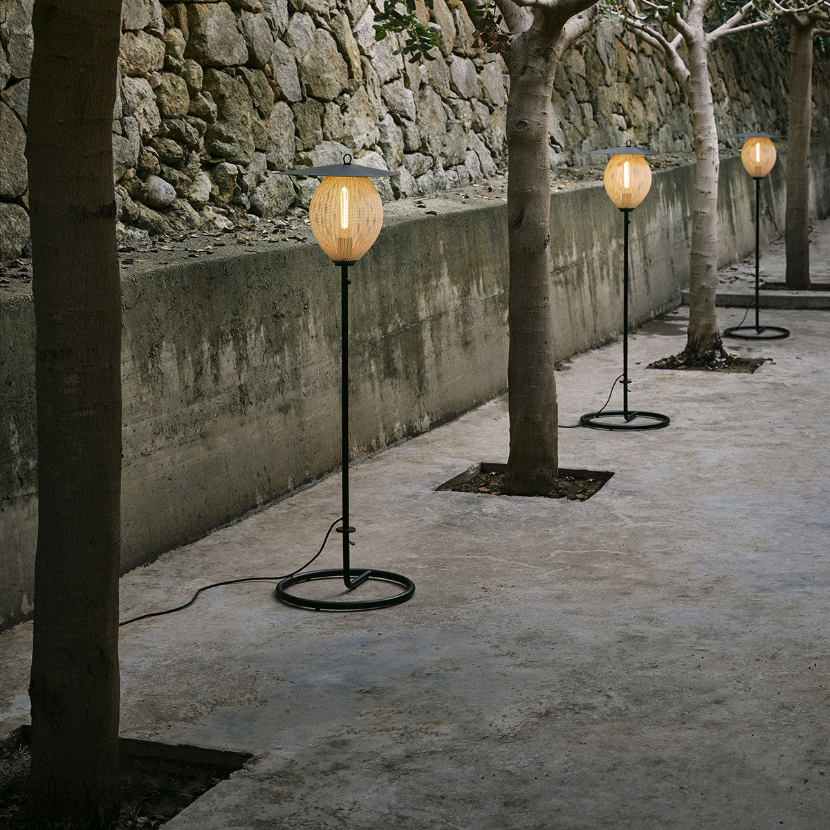 Gubi - Satellite Outdoor Floor Lamp - Taninihome.com