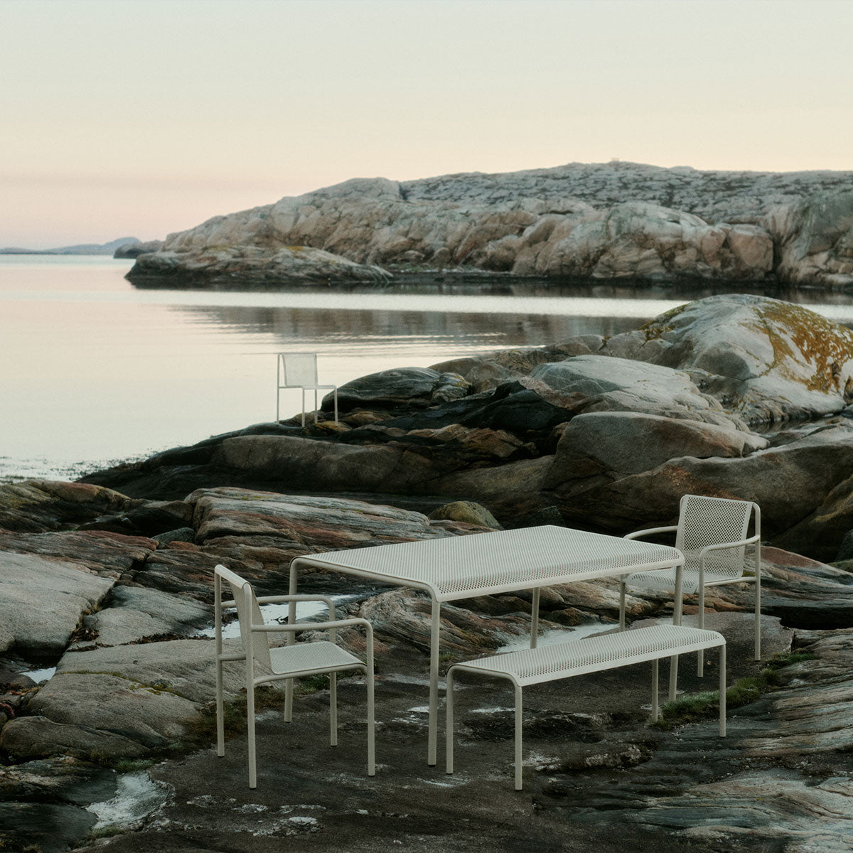 Ferm Living - Dapple Dining Table 160 - Taninihome.com