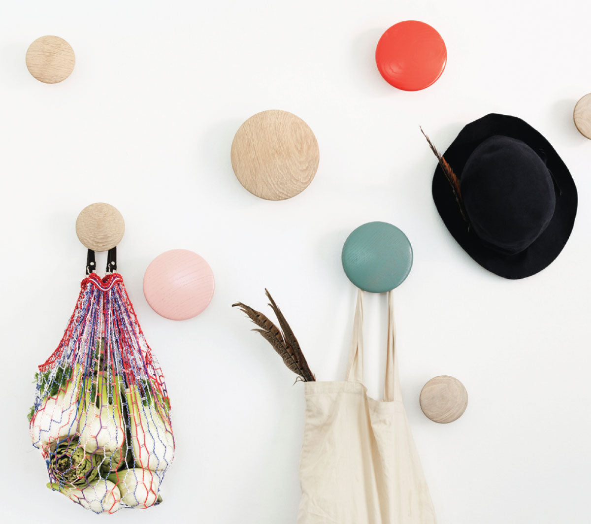 Muuto - DOTS WOOD Ø6,5 - Taninihome.com