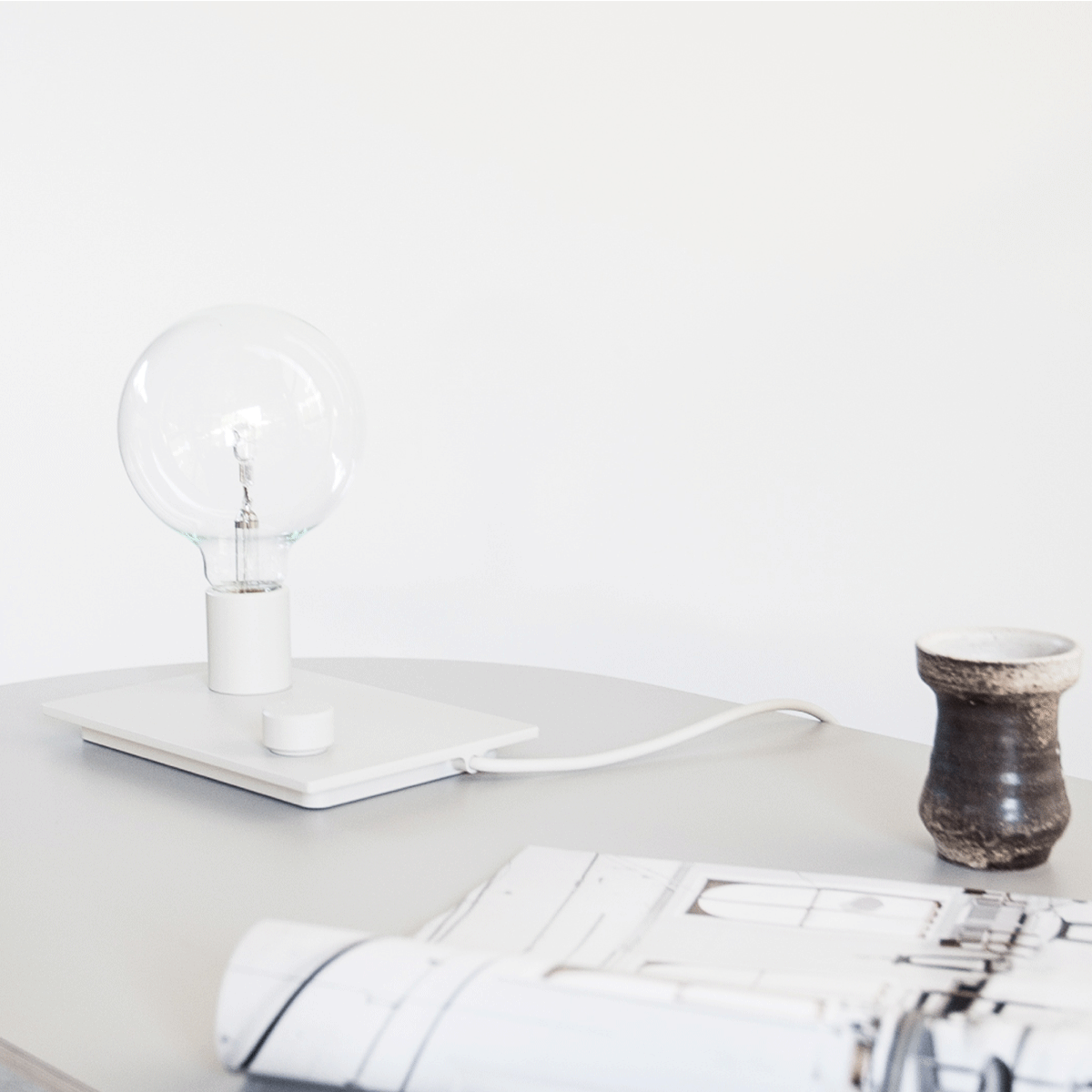 Muuto - Control Table Lamp grey - Taninihome.com