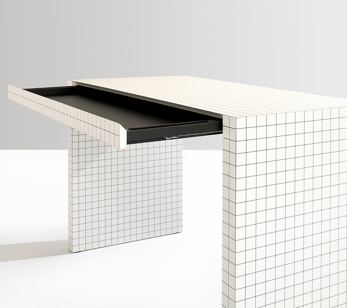 Zanotta - 2750 Quaderna Writing Desk - Taninihome.com
