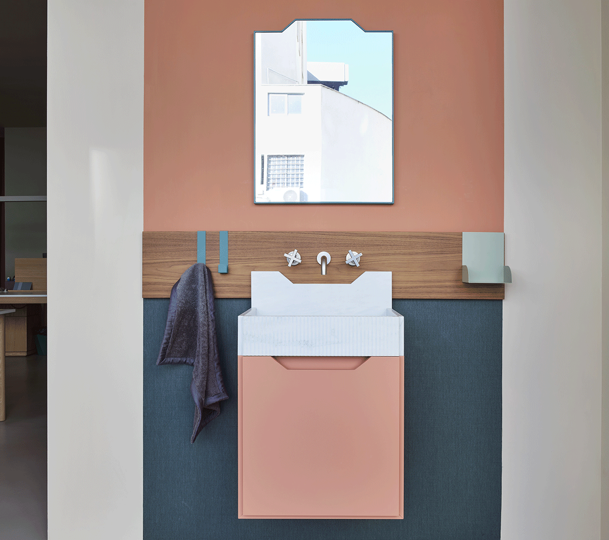 Ex.t - Frieze Two Lined display - Taninihome.com