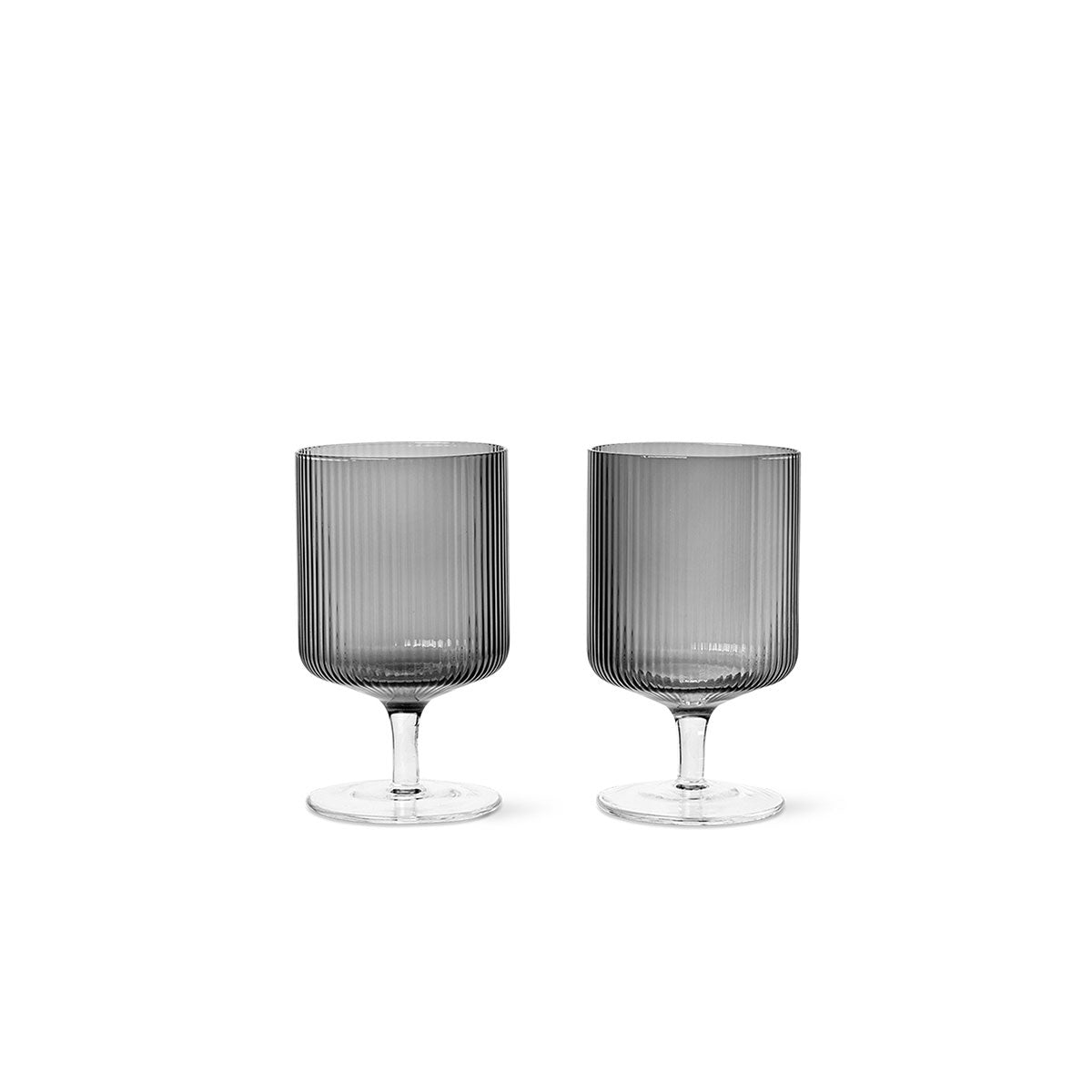 Ferm Living - Ripple Wine Glasses smoked grey - Taninihome.com