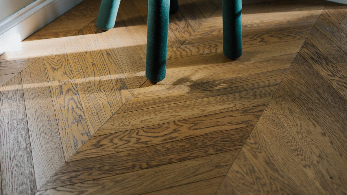 Sì, il parquet. Ma come si monta? Cinque pose per cinque stanze diverse