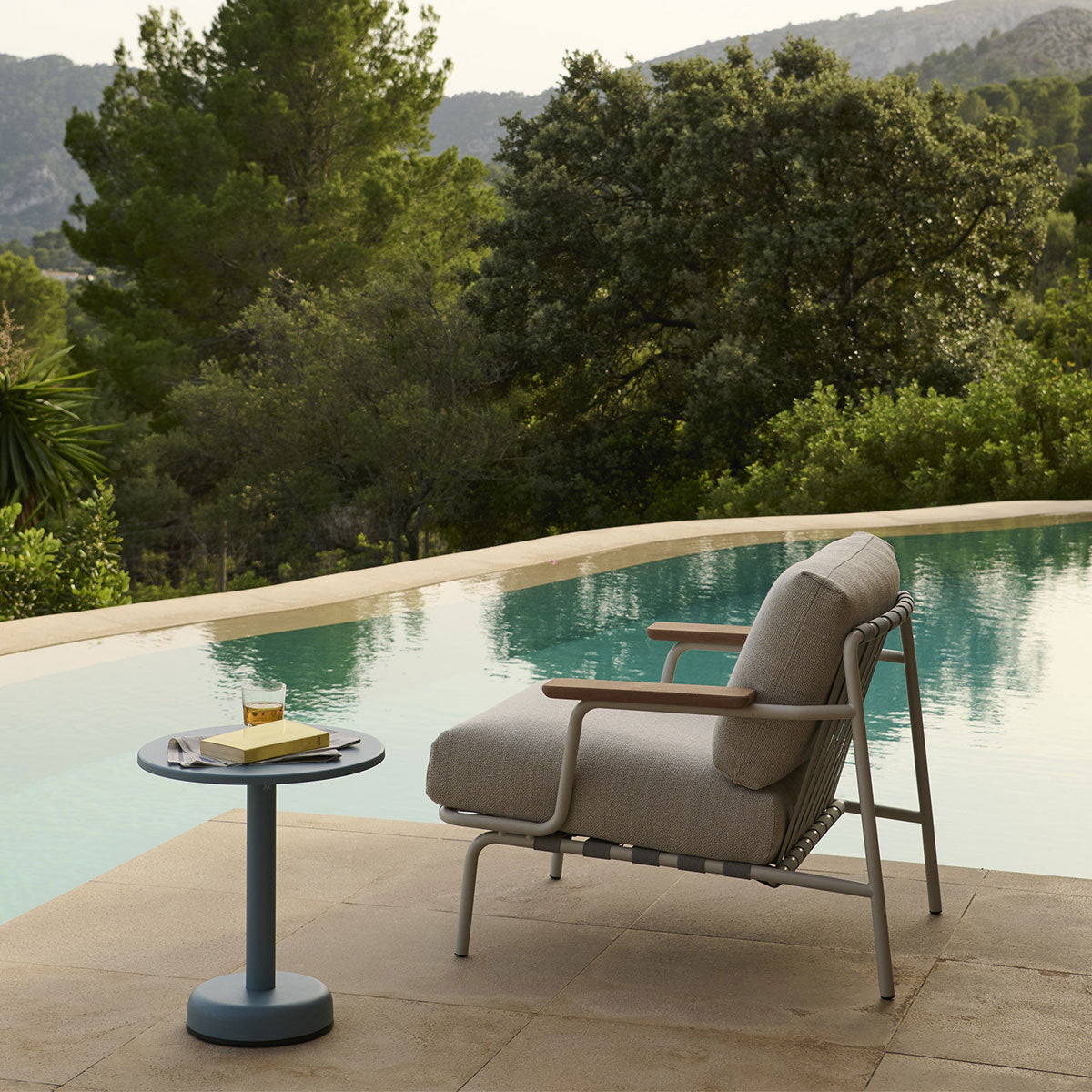 Muuto - Settle Outdoor Lounge Chair - Taninihome.com