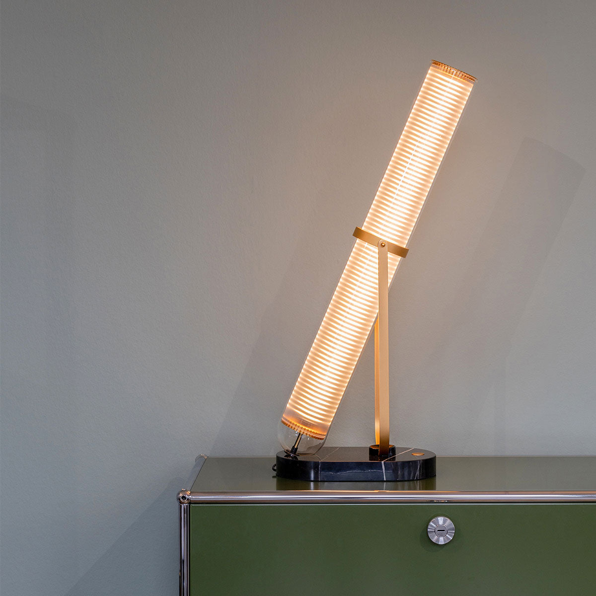 DCW - La Lampe Frechin - Taninihome.com
