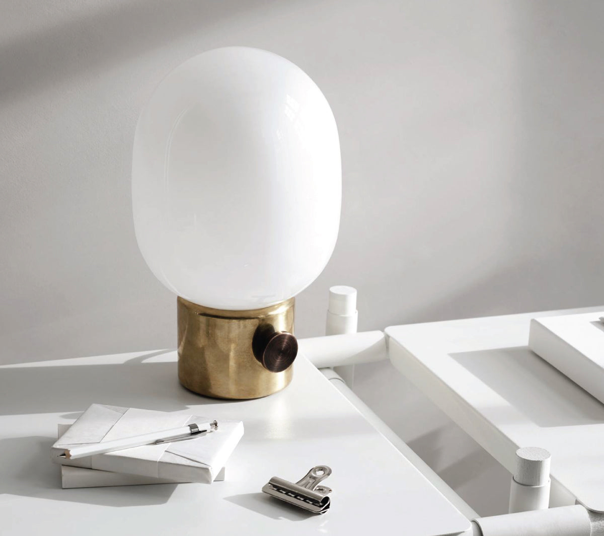 Audo - JWDA Metallic Lamp - Taninihome.com