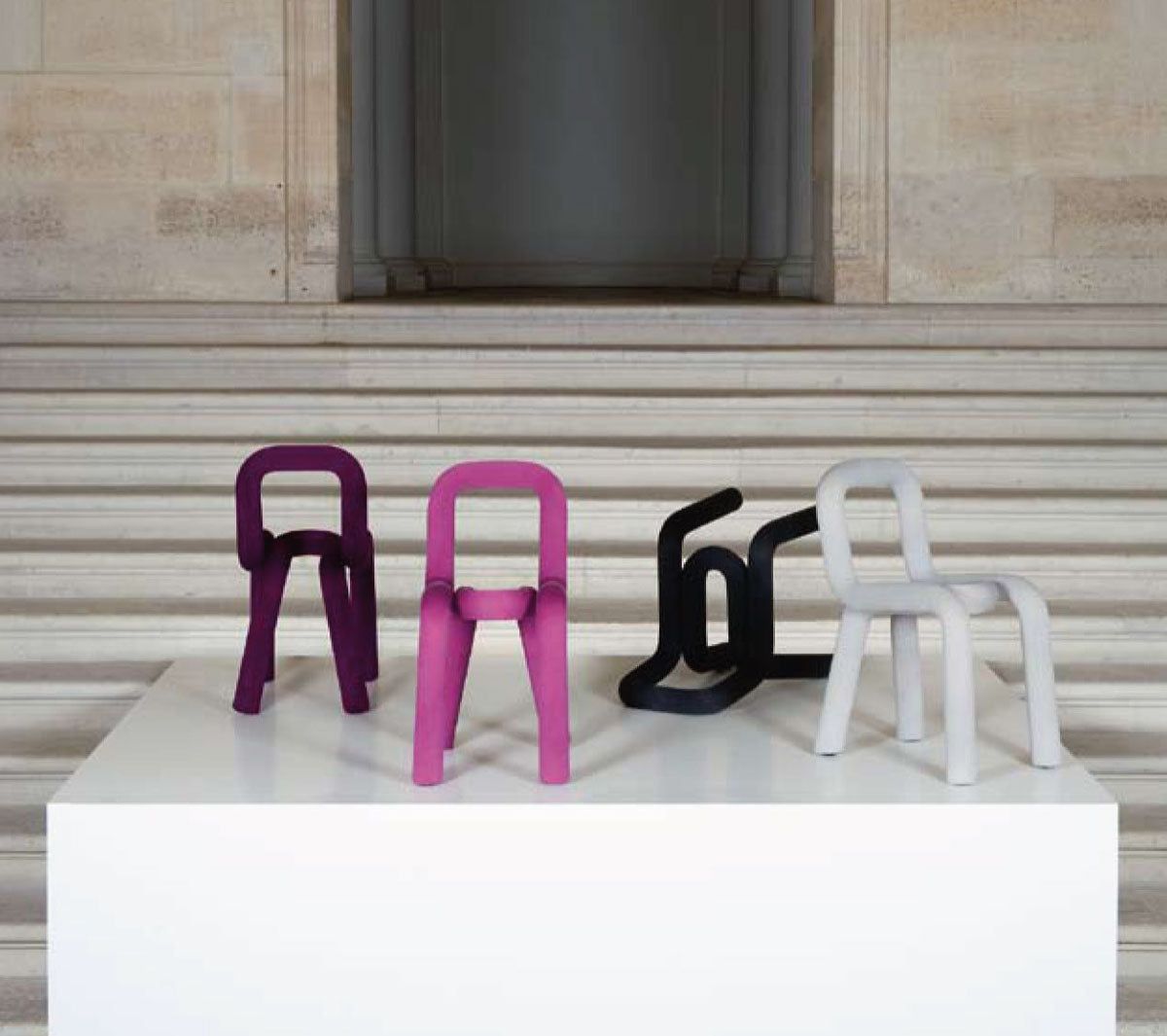 Moustache - Bold Chair - Taninihome.com