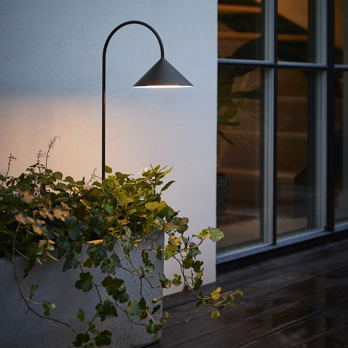  Lampade da terra  - Grasp Garden Spear - Taninihome.com