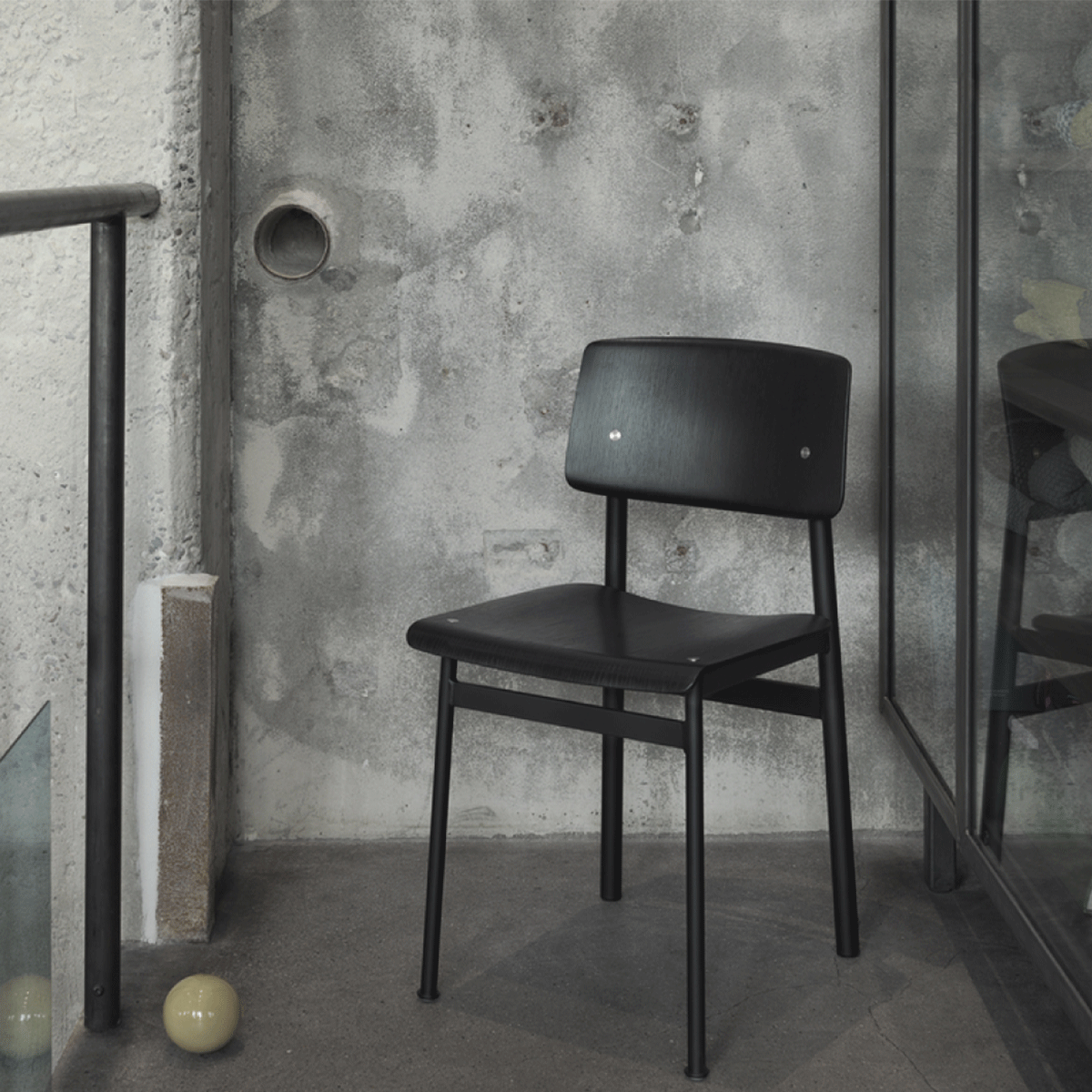 Muuto - Loft Chair - Taninihome.com