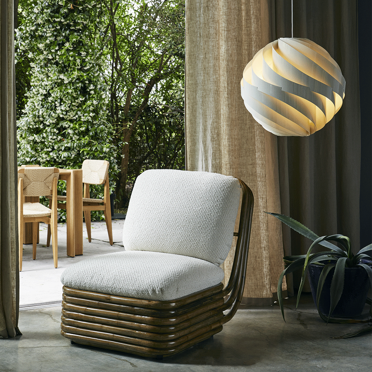 Gubi - Bohemian 72 Lounge Chair - Taninihome.com